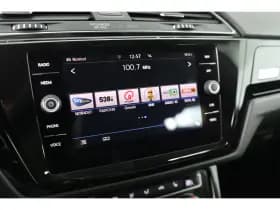 Volkswagen Touran thumbnail 16