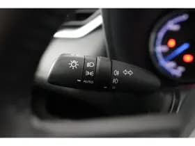 Toyota RAV4 thumbnail 35