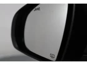 Jeep Compass thumbnail 29