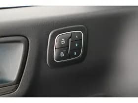 Ford Kuga thumbnail 32