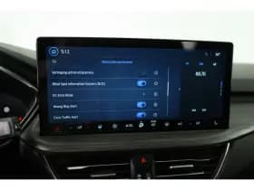 Ford Kuga thumbnail 45