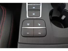 Ford Kuga thumbnail 33