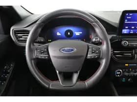 Ford Kuga thumbnail 36