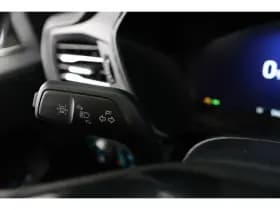 Ford Kuga thumbnail 39