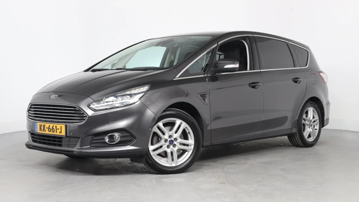 Ford S-Max — foto 1