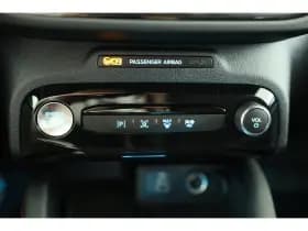 Ford Kuga thumbnail 35