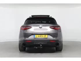 Alfa Romeo Stelvio thumbnail 13