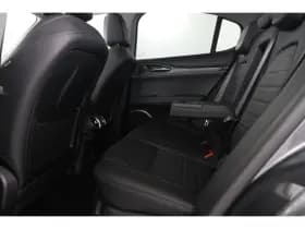 Alfa Romeo Stelvio thumbnail 39