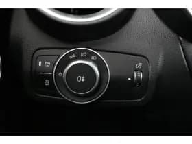 Alfa Romeo Stelvio thumbnail 45