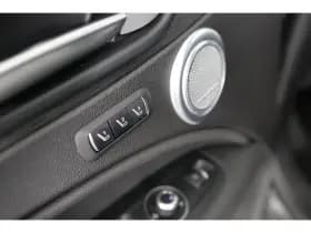 Alfa Romeo Stelvio thumbnail 7