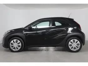 Toyota Aygo X thumbnail 2