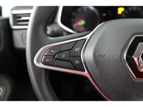 Renault Clio thumbnail 21
