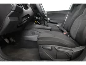 Renault Clio thumbnail 28