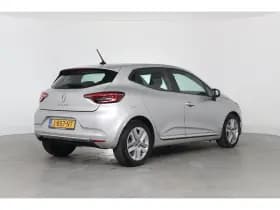 Renault Clio thumbnail 10