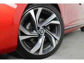 Renault Clio thumbnail 9