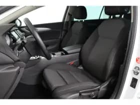 Opel Insignia Sports Tourer thumbnail 21