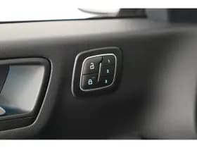 Ford Kuga thumbnail 41
