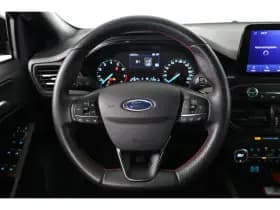 Ford Focus thumbnail 22