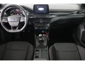 Ford Focus thumbnail 4