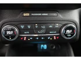 Ford Focus thumbnail 7