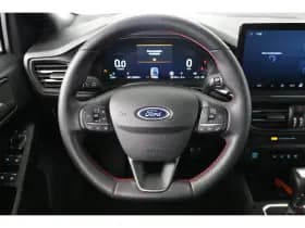 Ford Focus thumbnail 25