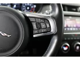 Jaguar E-Pace thumbnail 38