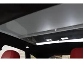 Jaguar E-Pace thumbnail 7