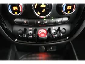 MINI Clubman thumbnail 30