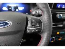 Ford Kuga thumbnail 35