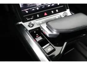 Audi e-tron thumbnail 34