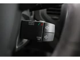 Renault Captur thumbnail 36
