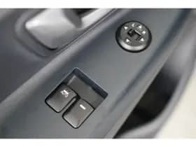 Kia Rio thumbnail 21