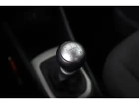 Kia Rio thumbnail 28