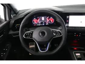 Volkswagen Golf thumbnail 37