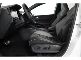 Volkswagen Golf thumbnail 38