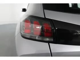 Peugeot 208 thumbnail 20
