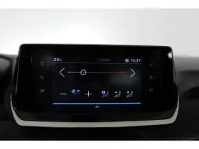 Peugeot 208 thumbnail 23