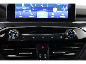 Ford Kuga thumbnail 27
