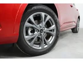 Ford Kuga thumbnail 32