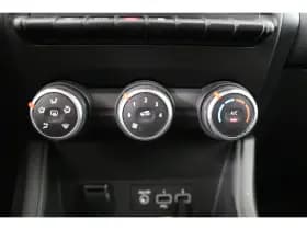 Renault Captur thumbnail 22