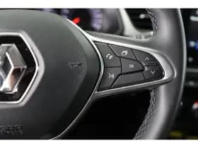 Renault Captur thumbnail 25