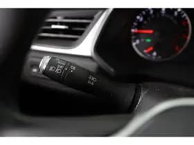 Renault Captur thumbnail 26