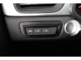 Renault Captur thumbnail 29