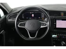 Volkswagen Tiguan thumbnail 24