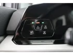Volkswagen Golf thumbnail 34
