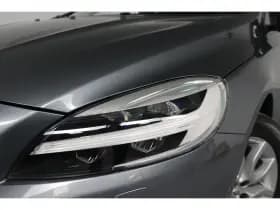 Volvo V40 thumbnail 19