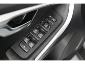 Volvo V40 thumbnail 33