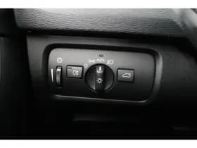 Volvo V40 thumbnail 35