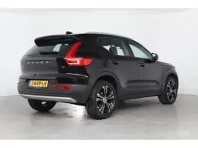 Volvo XC40 thumbnail 17