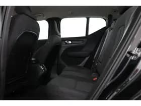 Volvo XC40 thumbnail 40